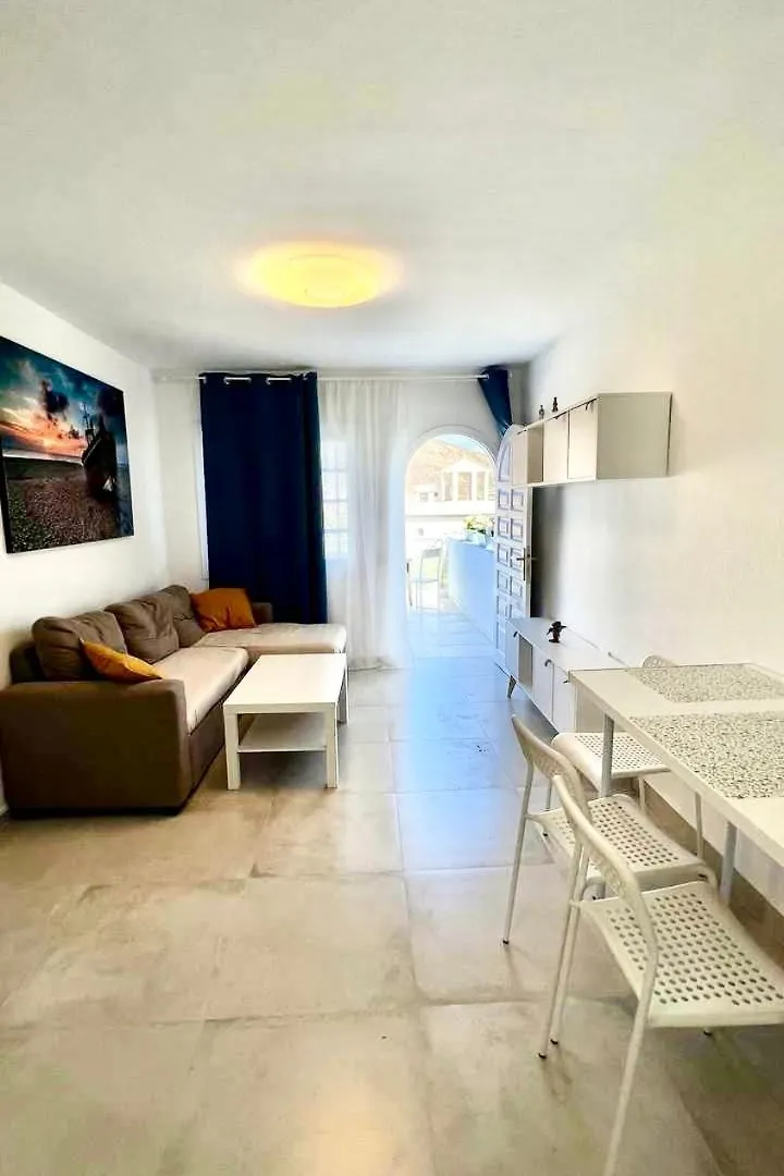 Fantastic View 1 Bed Apartment Los Cristianos